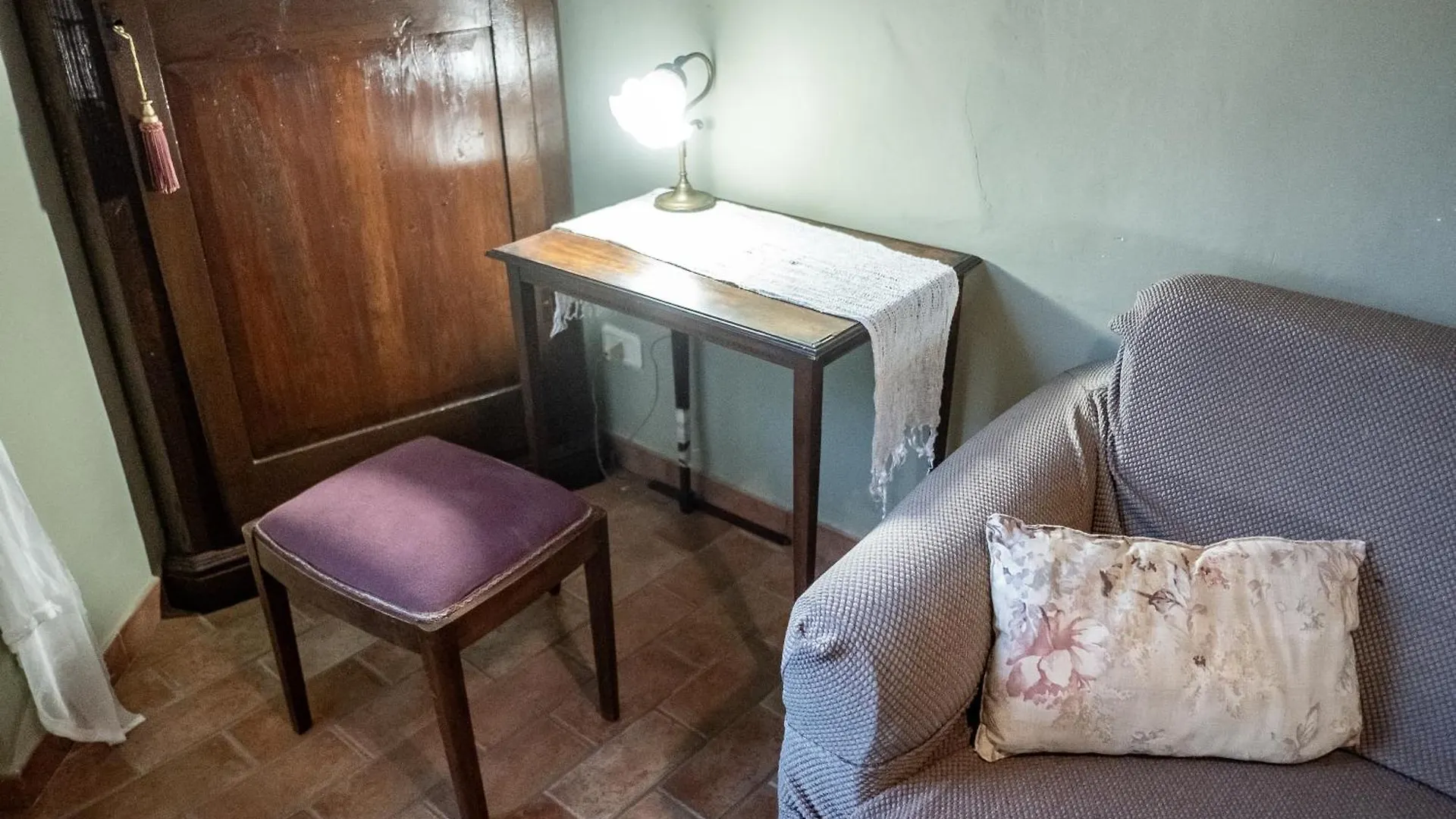 Casina Di Tufo A 5 Minuti Da Sorano E Pitigliano, Wi-Fi Villa San Quirico  Italy